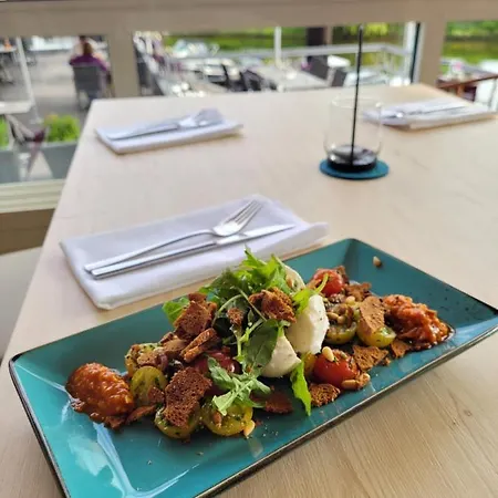 Restaurant Bootshaus 4* آخيم