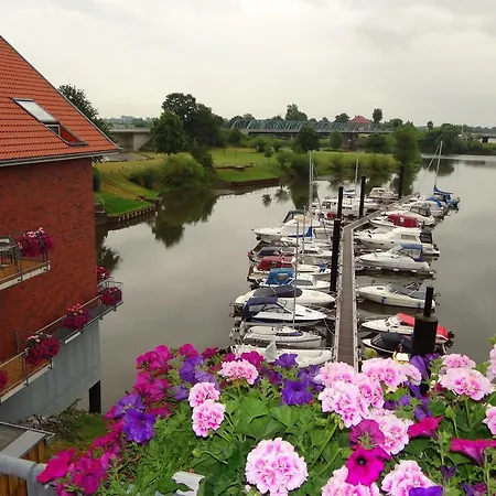 Restaurant Bootshaus فندق 4*