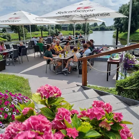 Restaurant Bootshaus فندق 4*