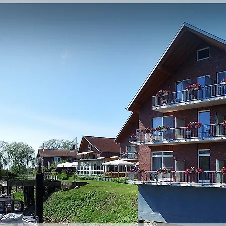 Restaurant Bootshaus فندق 4*